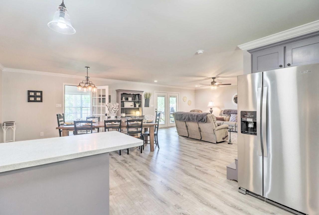 Waterfront Lake Sinclair Home With Boat Dock! Milledgeville Extérieur photo